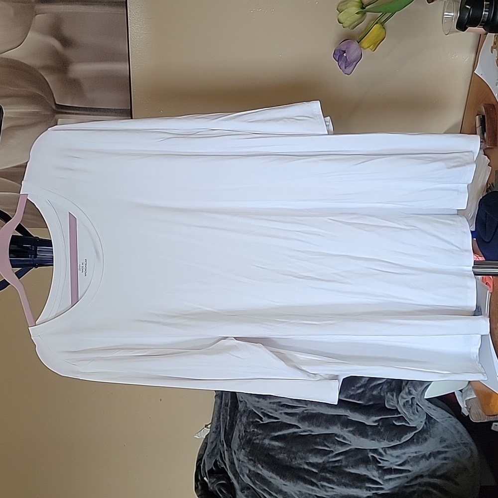 Jessica London, White, 3/4 sleeve, high quality tshirt, 22/24, great condition